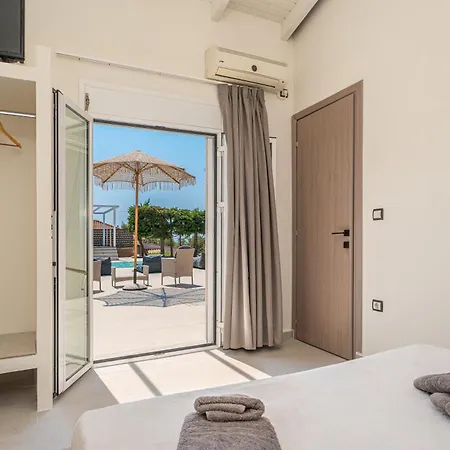 Aqua View Pessada Villa *