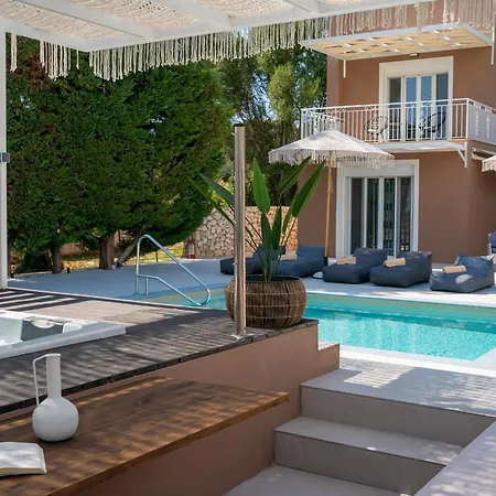 Villa Aqua View Pessada