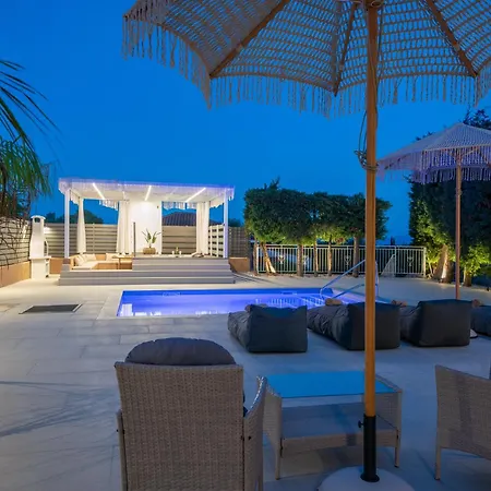 Вилла Aqua View Pessada *